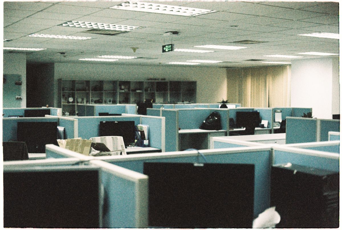 An office floor with cubicles ready for a commercial relocation